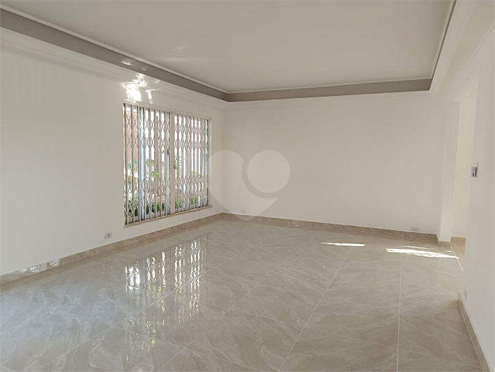 Foto REO1115081