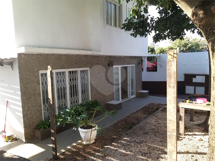 Foto REO1115081