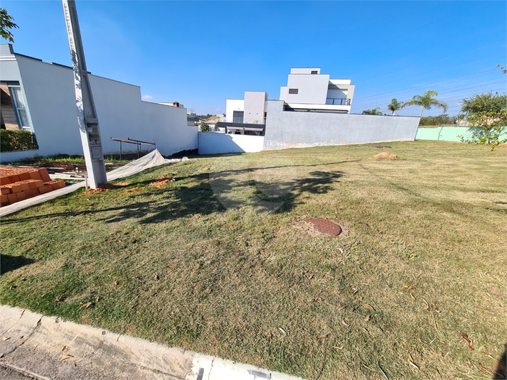 Foto REO1115097