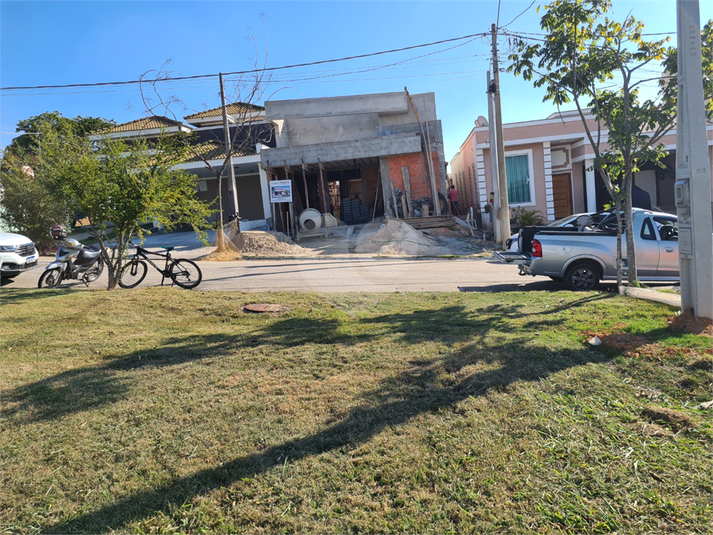 Foto REO1115097