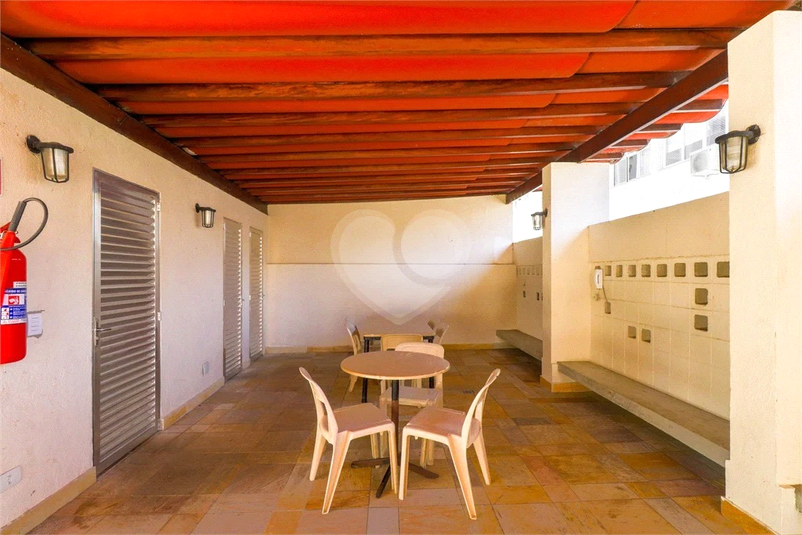 Foto REO1115112