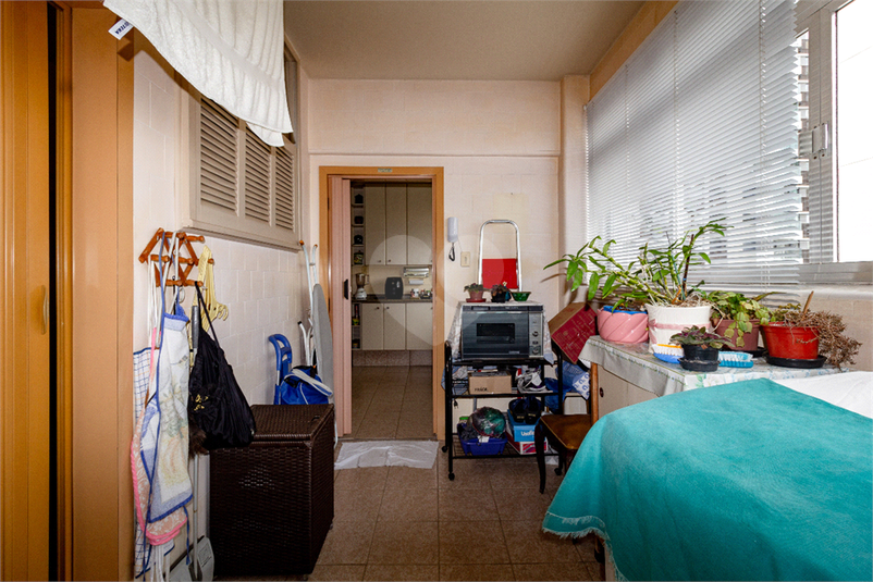 Foto REO1115115