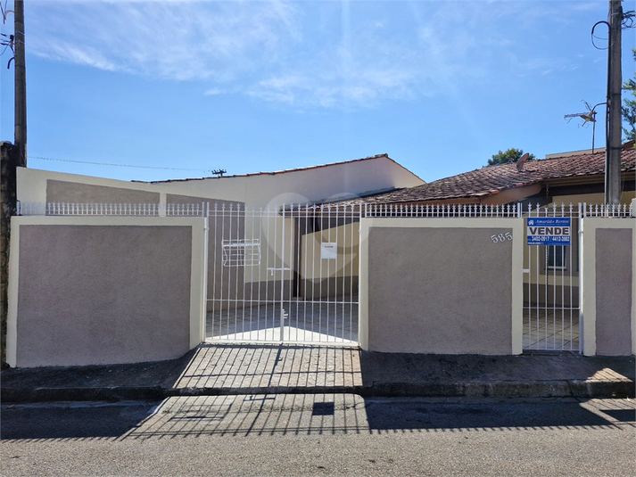 Foto REO1115116