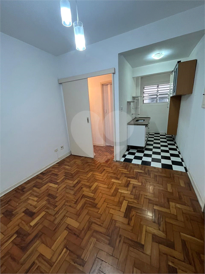 Foto REO1115145