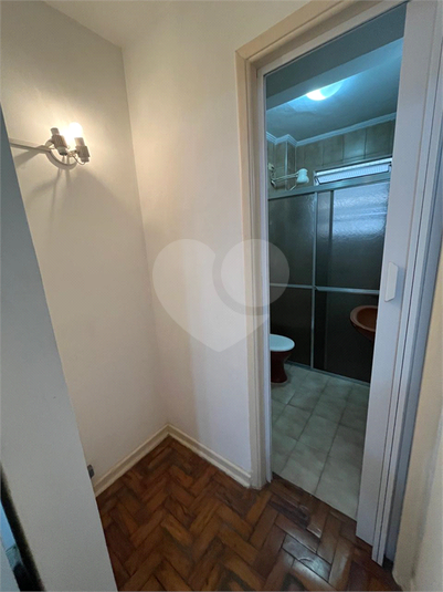 Foto REO1115145