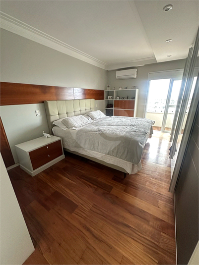 Foto REO1115156