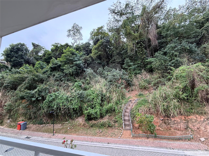Foto REO1115175
