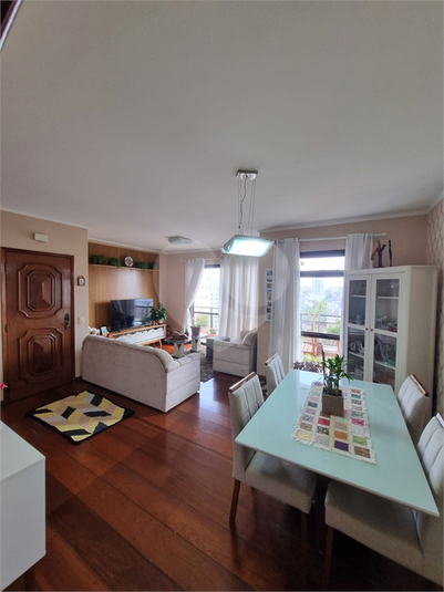 Foto REO1115180