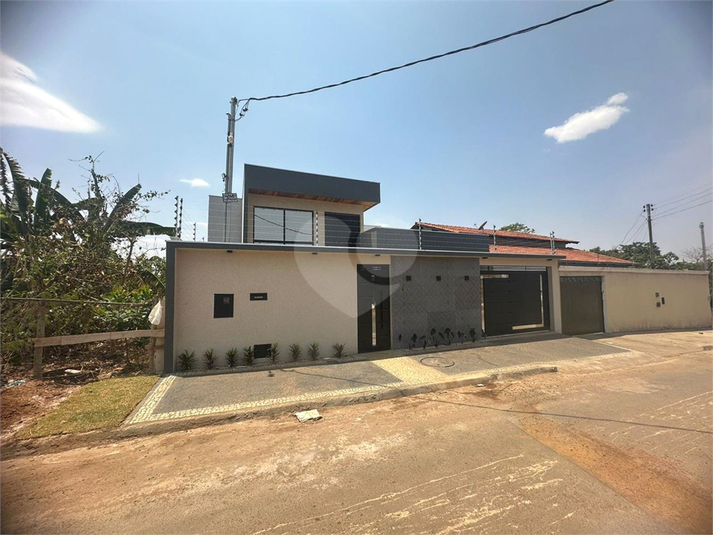 Foto REO1115184