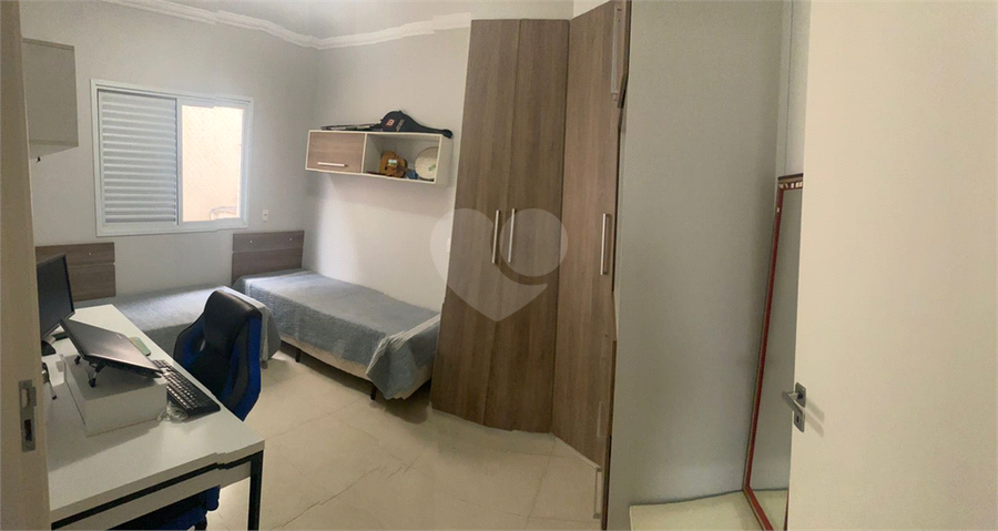 Foto REO1115187