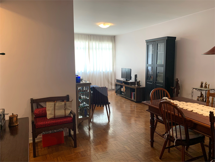 Foto REO1115191
