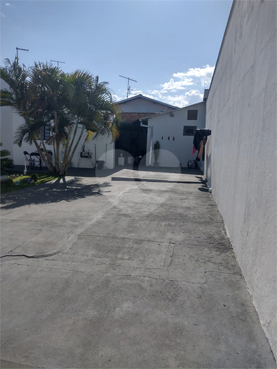 Foto REO1115199