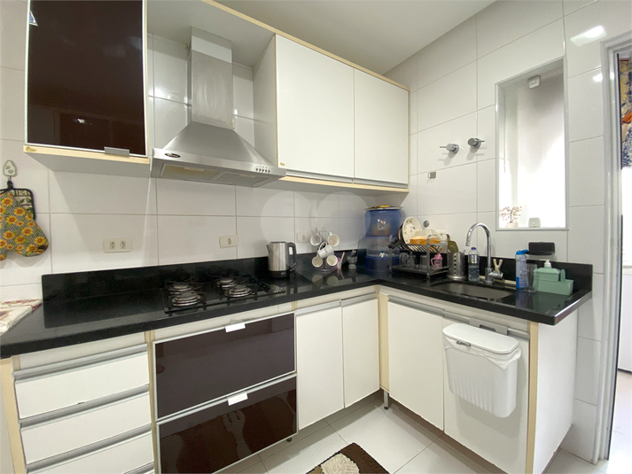 Foto REO1115200