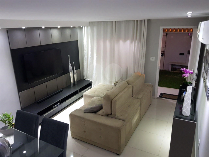 Foto REO1115214
