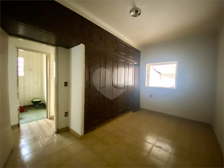 Foto REO1115238
