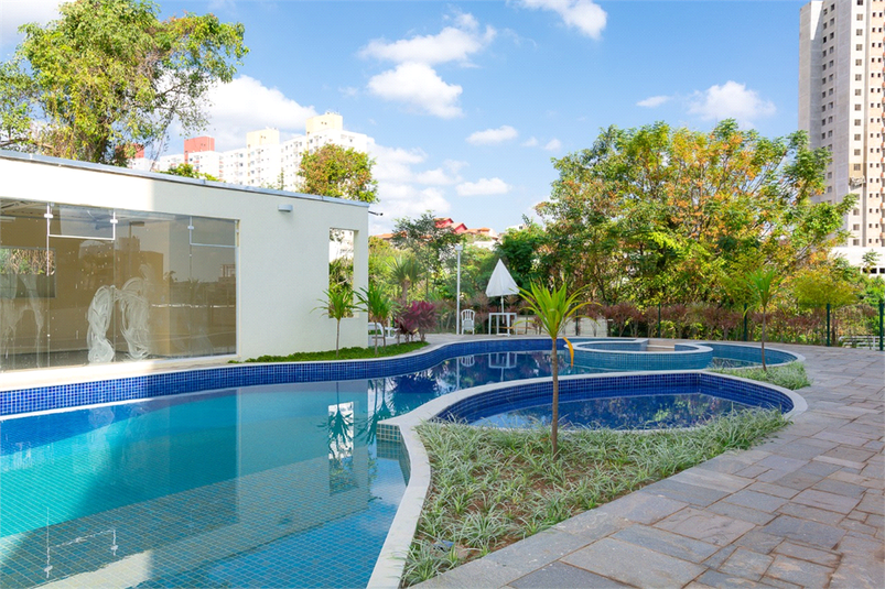 Foto REO1115240