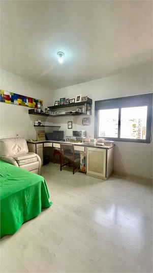 Foto REO1115243