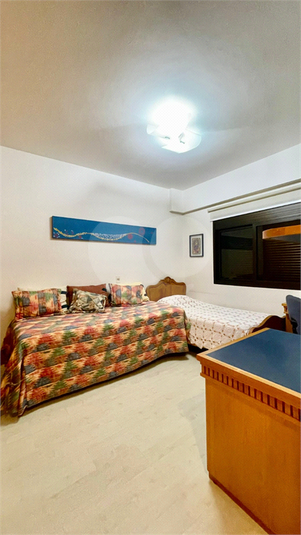 Foto REO1115243