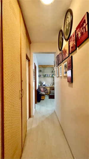 Foto REO1115243