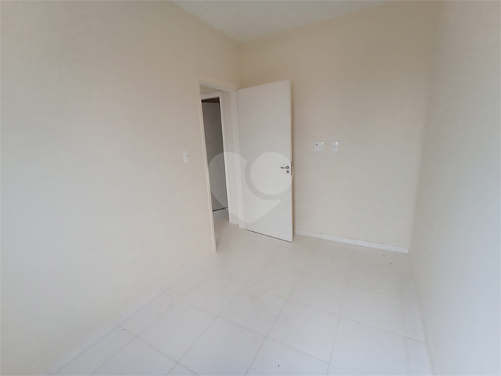 Foto REO1115257