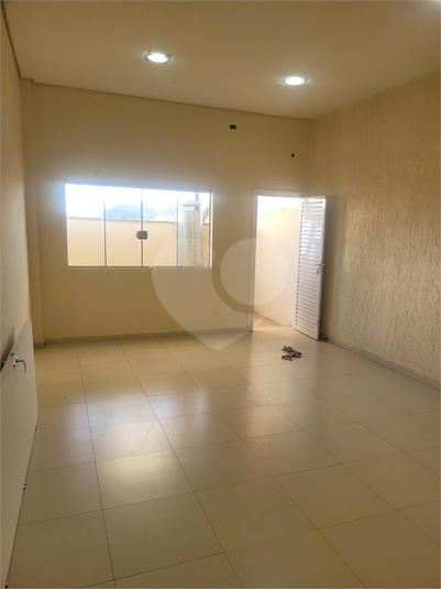 Foto REO1115258