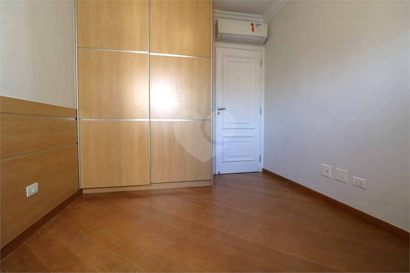 Foto REO1115259
