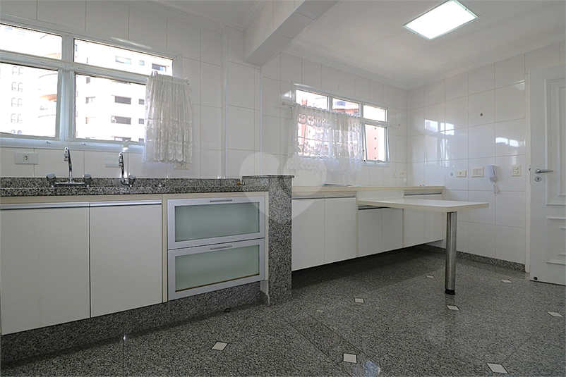 Foto REO1115259