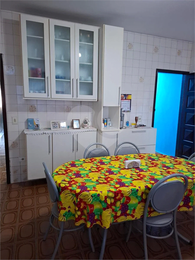 Foto REO1115285