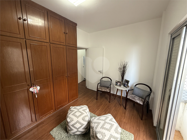 Foto REO1115290