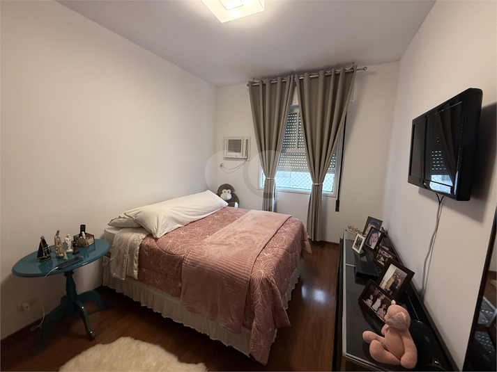 Foto REO1115290