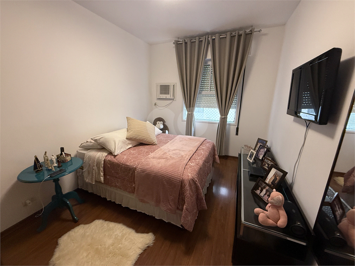 Foto REO1115290