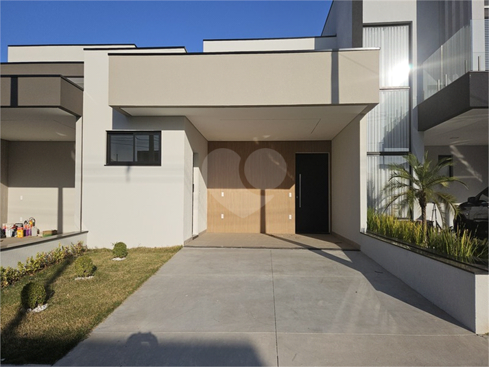 Foto REO1115296