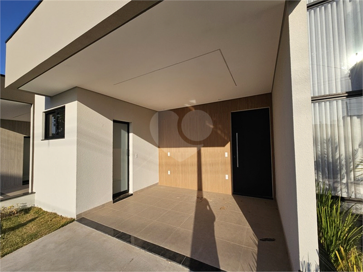 Foto REO1115296
