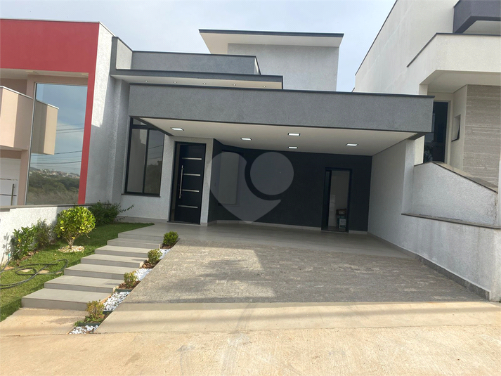 Foto REO1115301