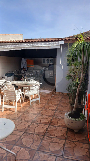 Foto REO1115304