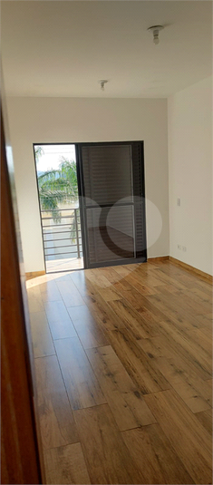 Foto REO1115308