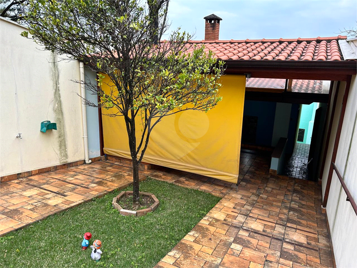 Foto REO1115312