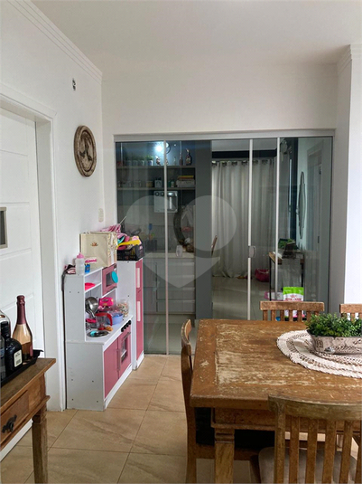 Foto REO1115313