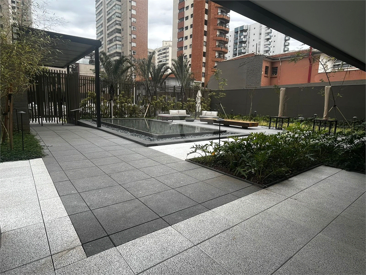Foto REO1115320