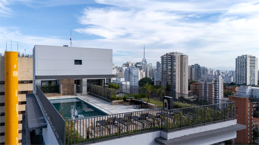 Foto REO1115325