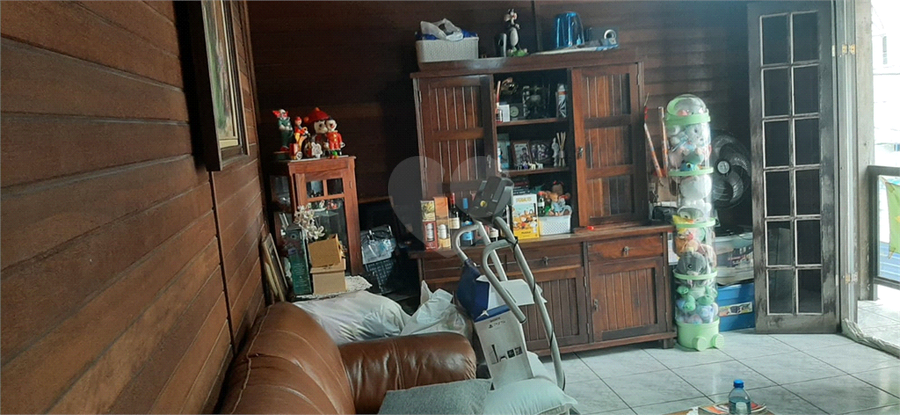 Foto REO1115331
