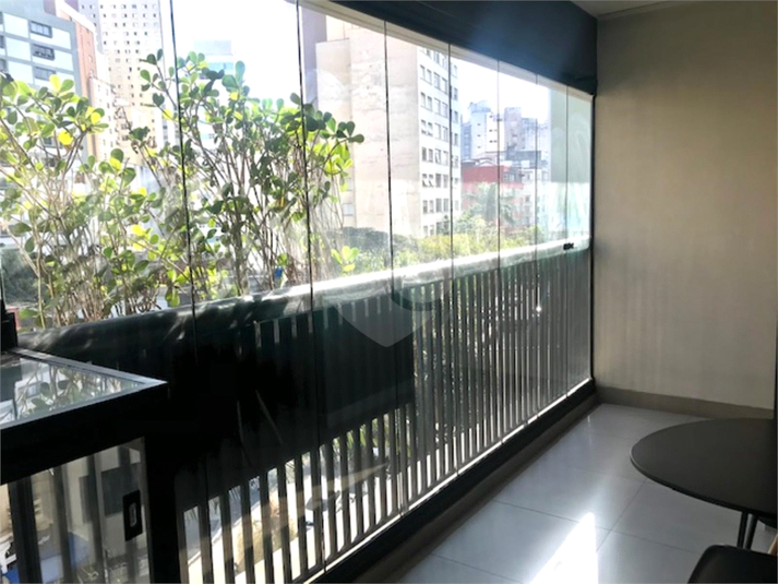 Foto REO1115333
