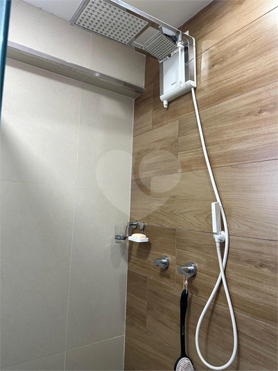 Foto REO1115342