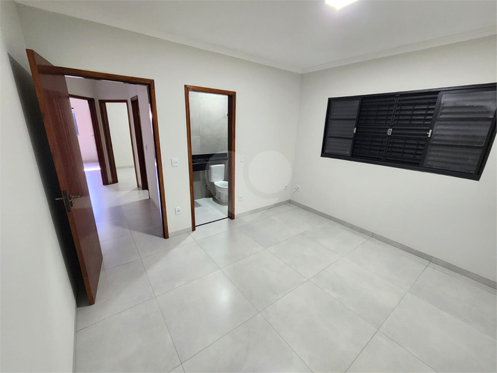 Foto REO1115345