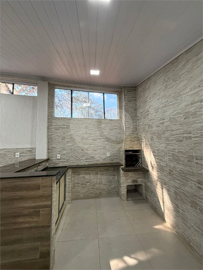 Foto REO1115345