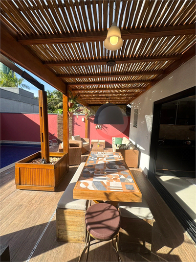Foto REO1115347