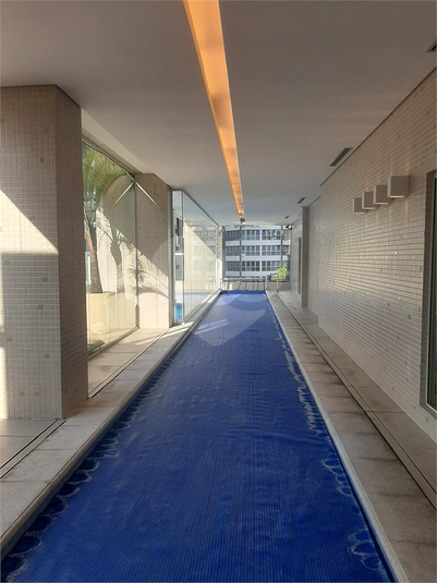Foto REO1115350