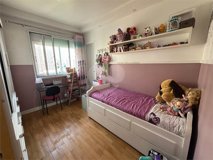 Foto REO1115353