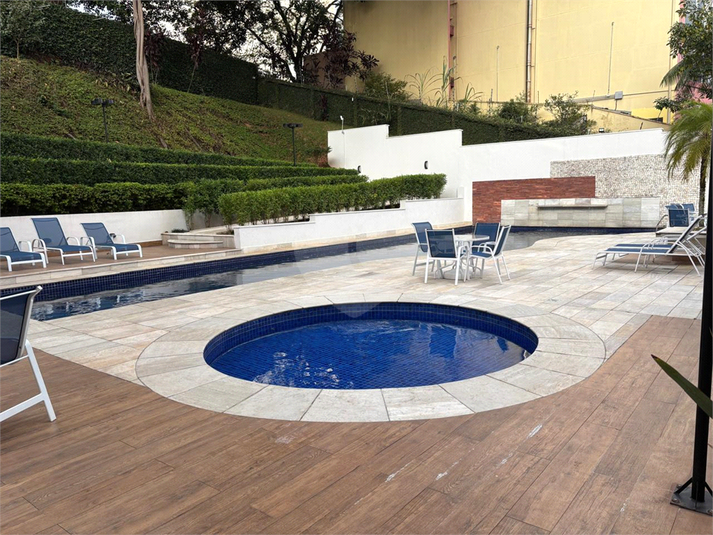 Foto REO1115353