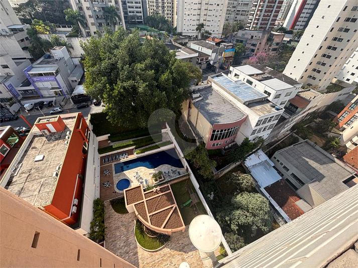 Foto REO1115353